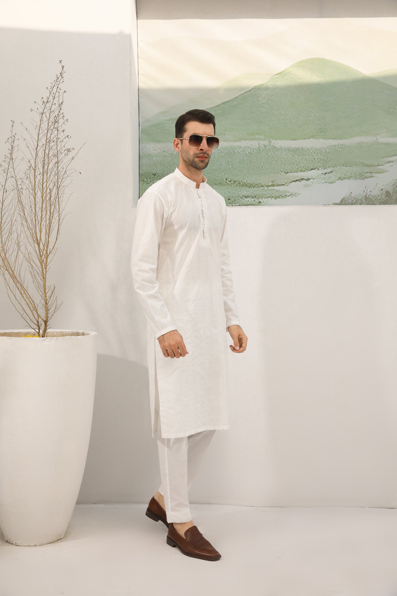 Off White Schiffli Embroidered Cotton Kurta Set (2-Piece) - Image 6