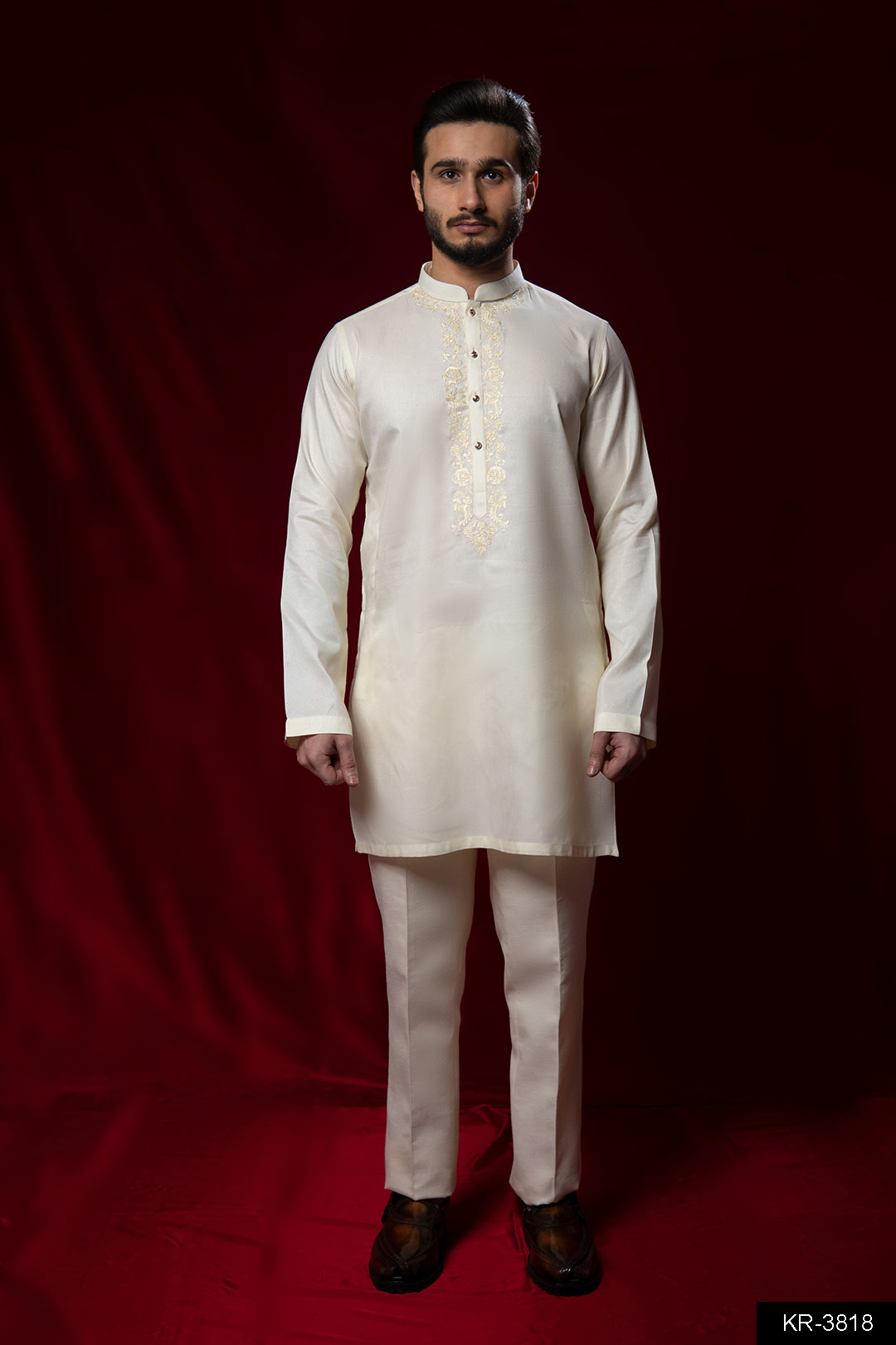Off-White Embroidered Brocade Kurta Set (2-Piece) - Image 5