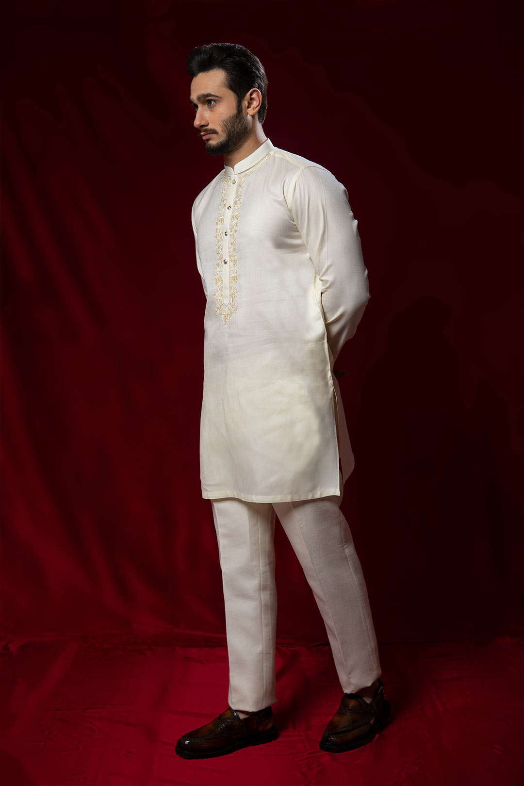 Off-White Embroidered Brocade Kurta Set (2-Piece) - Image 8
