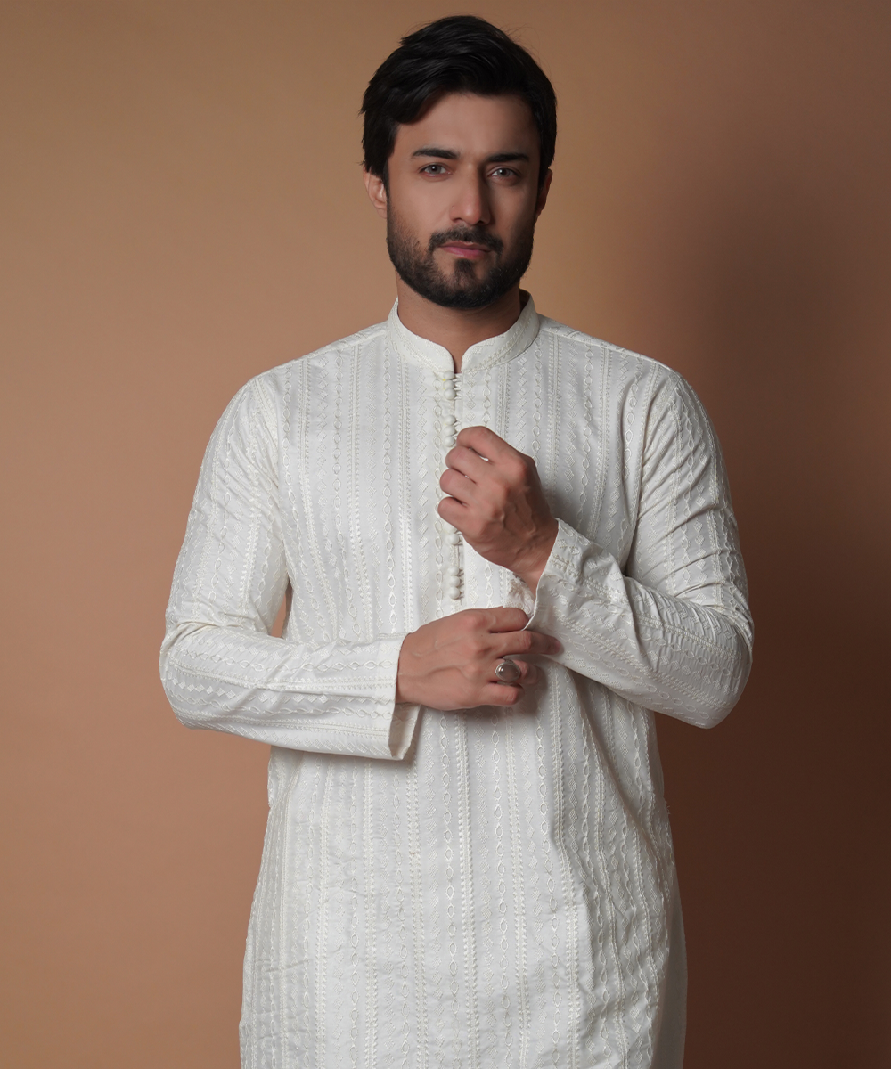Off-White Tone-on-Tone Embroidered Cotton-Silk Kurta (2-Piece) - Image 1