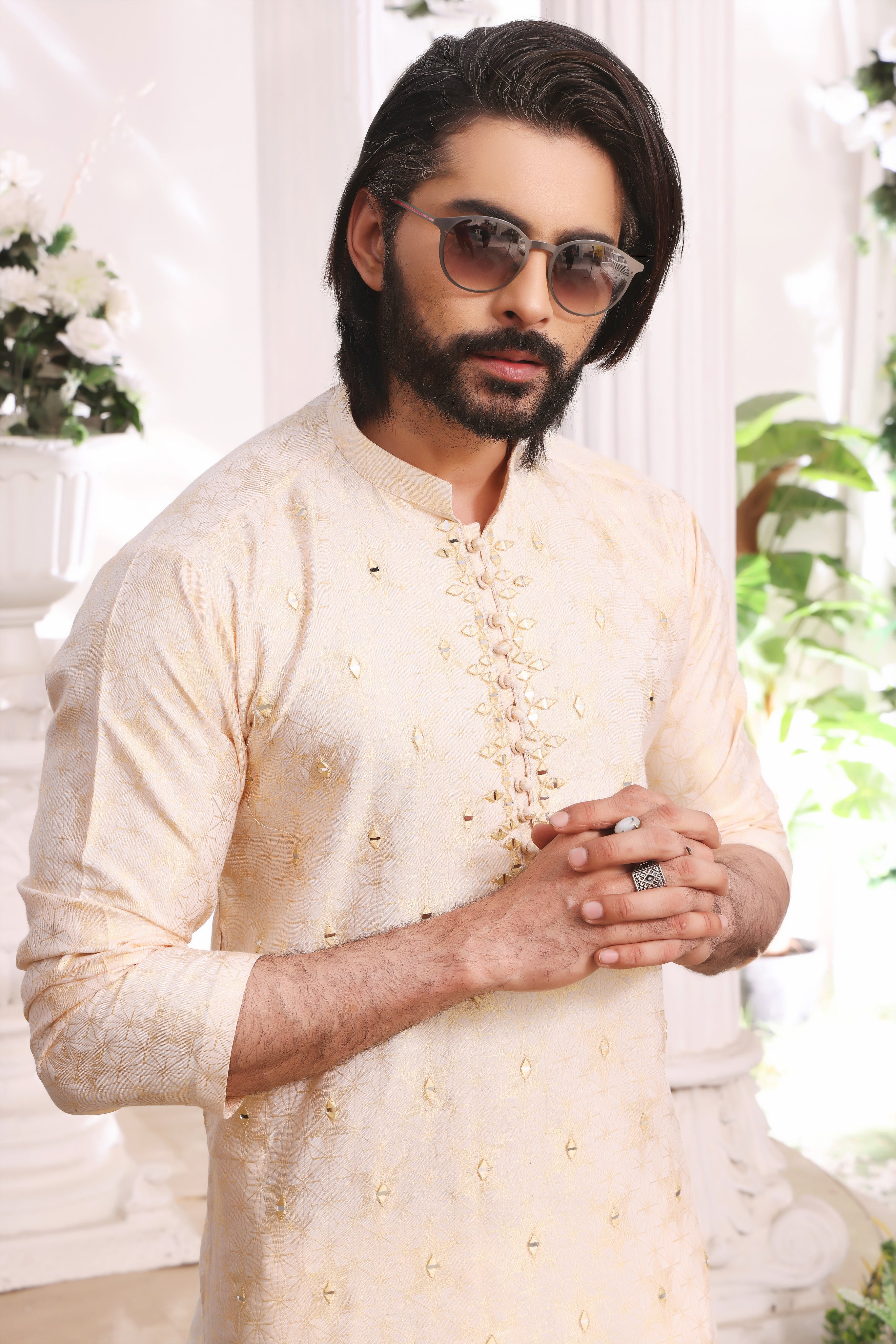 Ivory Gold Mirror Embroidered Cotton Silk Kurta Pajama (2-Piece) - Image 2