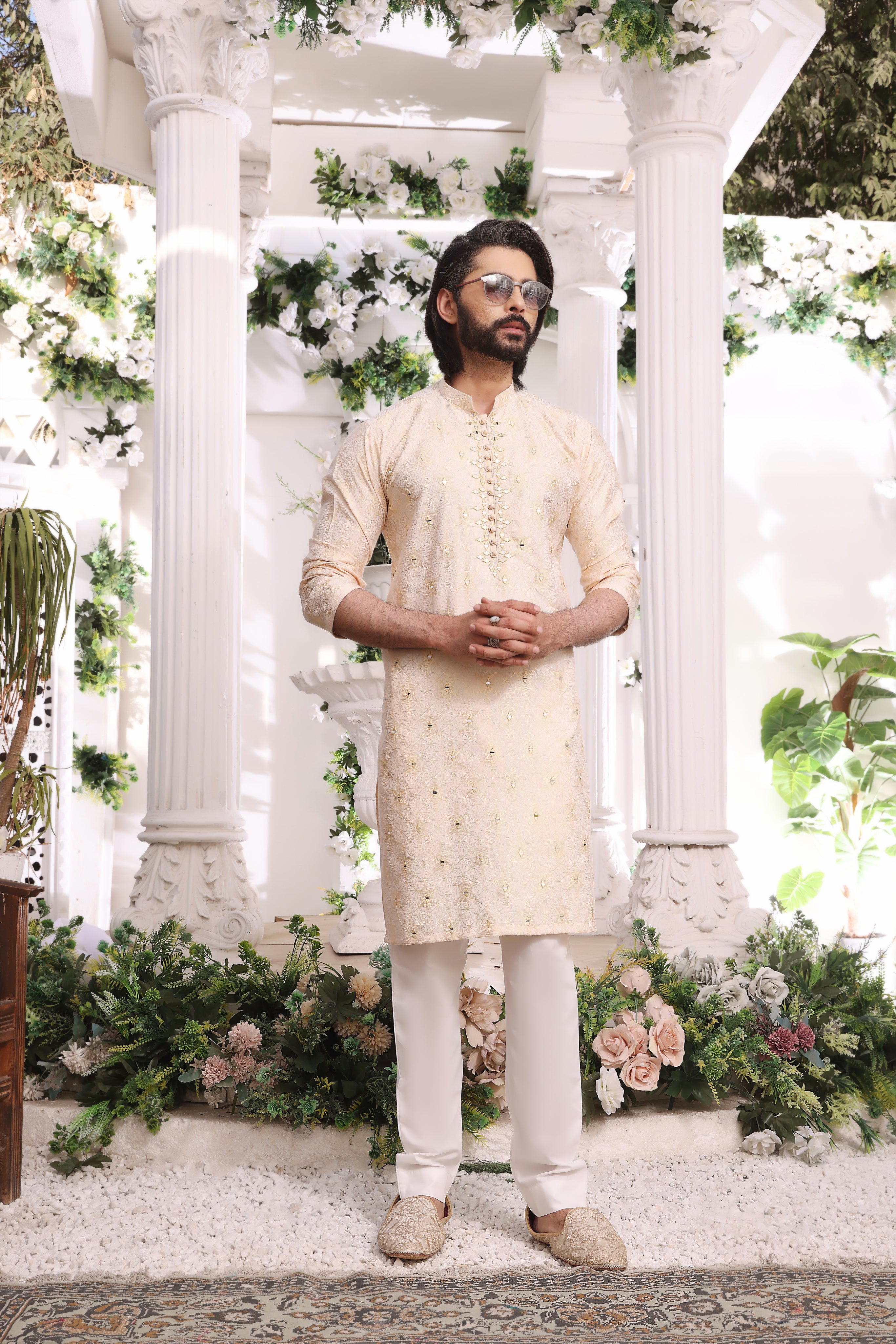 Cream Gold Mirror Embroidered Cotton Silk Kurta Pajama (2-Piece) - Image 1