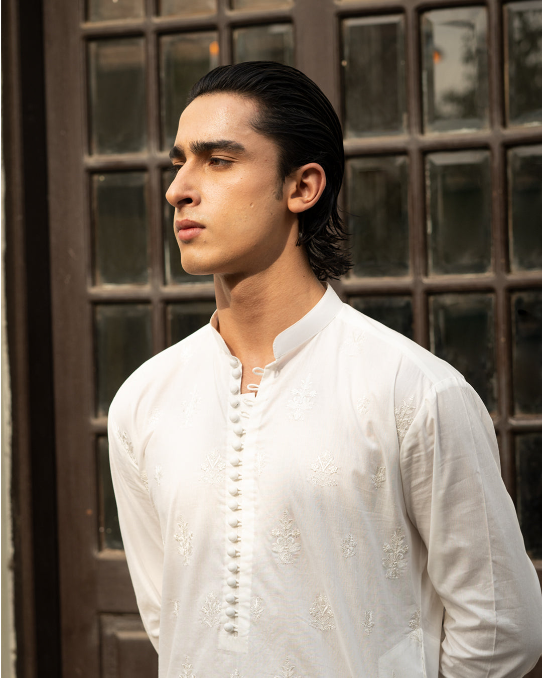 Off-White Embroidered Cotton Kurta Set (2-Piece) - Image 5