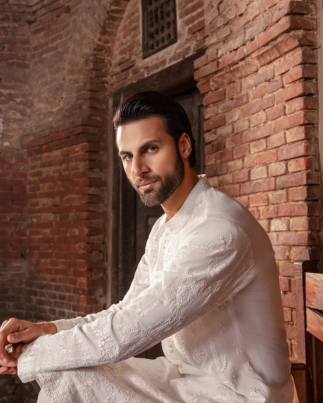 Off-White Embroidered Karandi Kurta (2-Piece) - Image 3