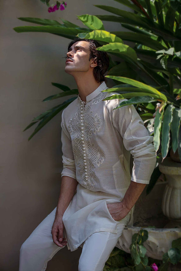 Off-White Embroidered Khaddi Cotton Kurta (2-Piece) - Image 2