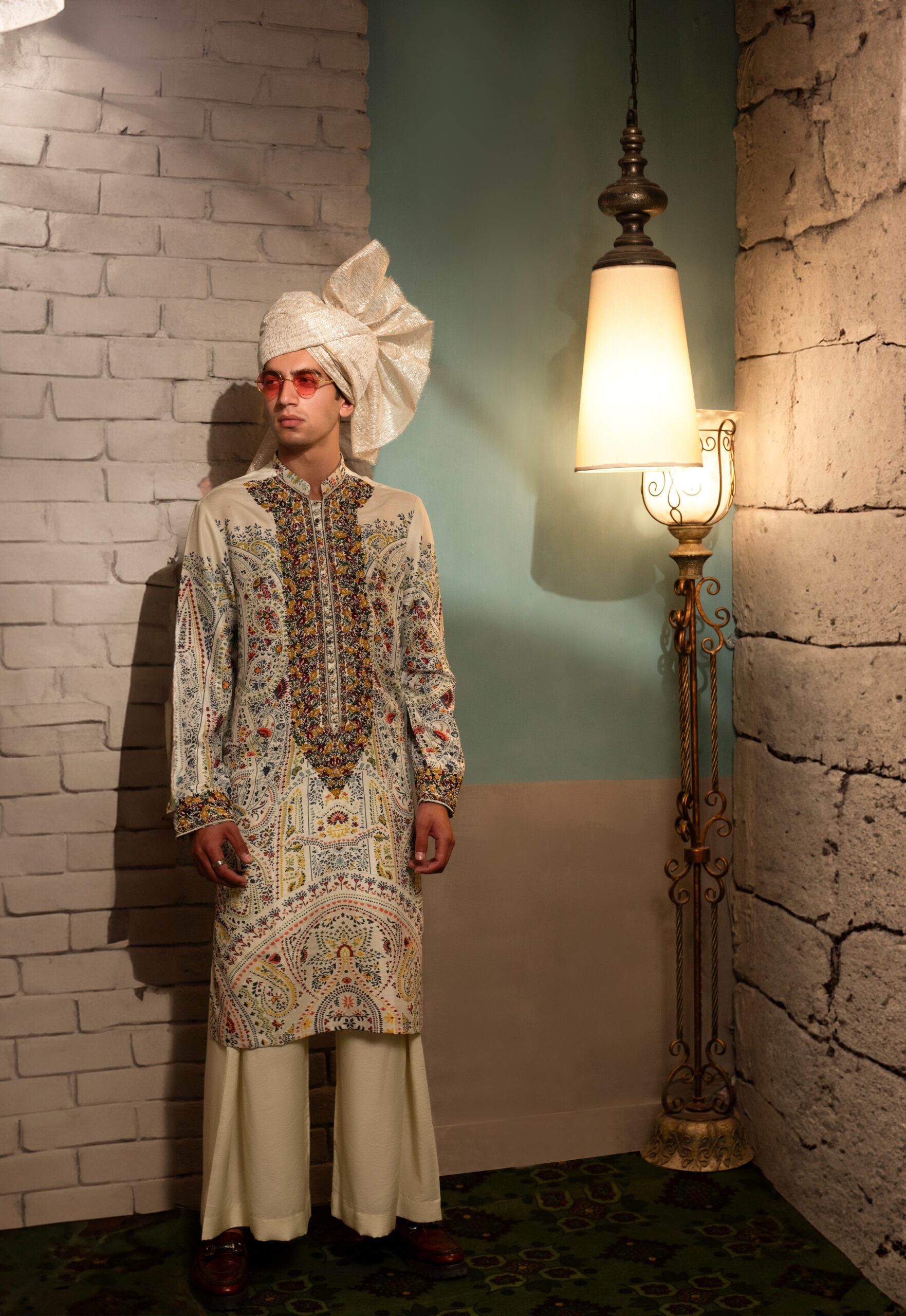 Ivory Digital Print Thread Embroidered Silk Kurta (2-Piece) - Image 1