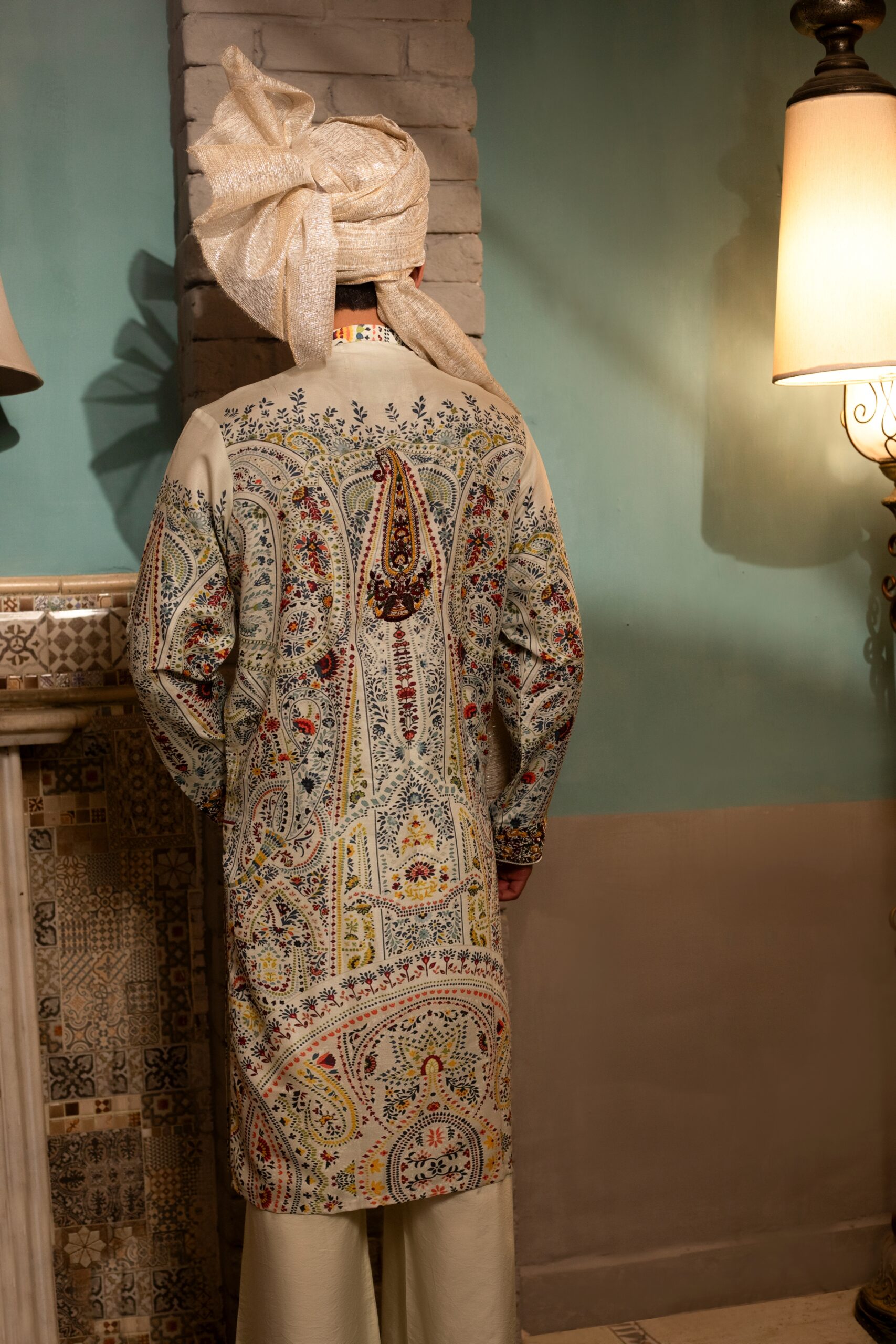 Ivory Digital Print Thread Embroidered Silk Kurta (2-Piece) - Image 3