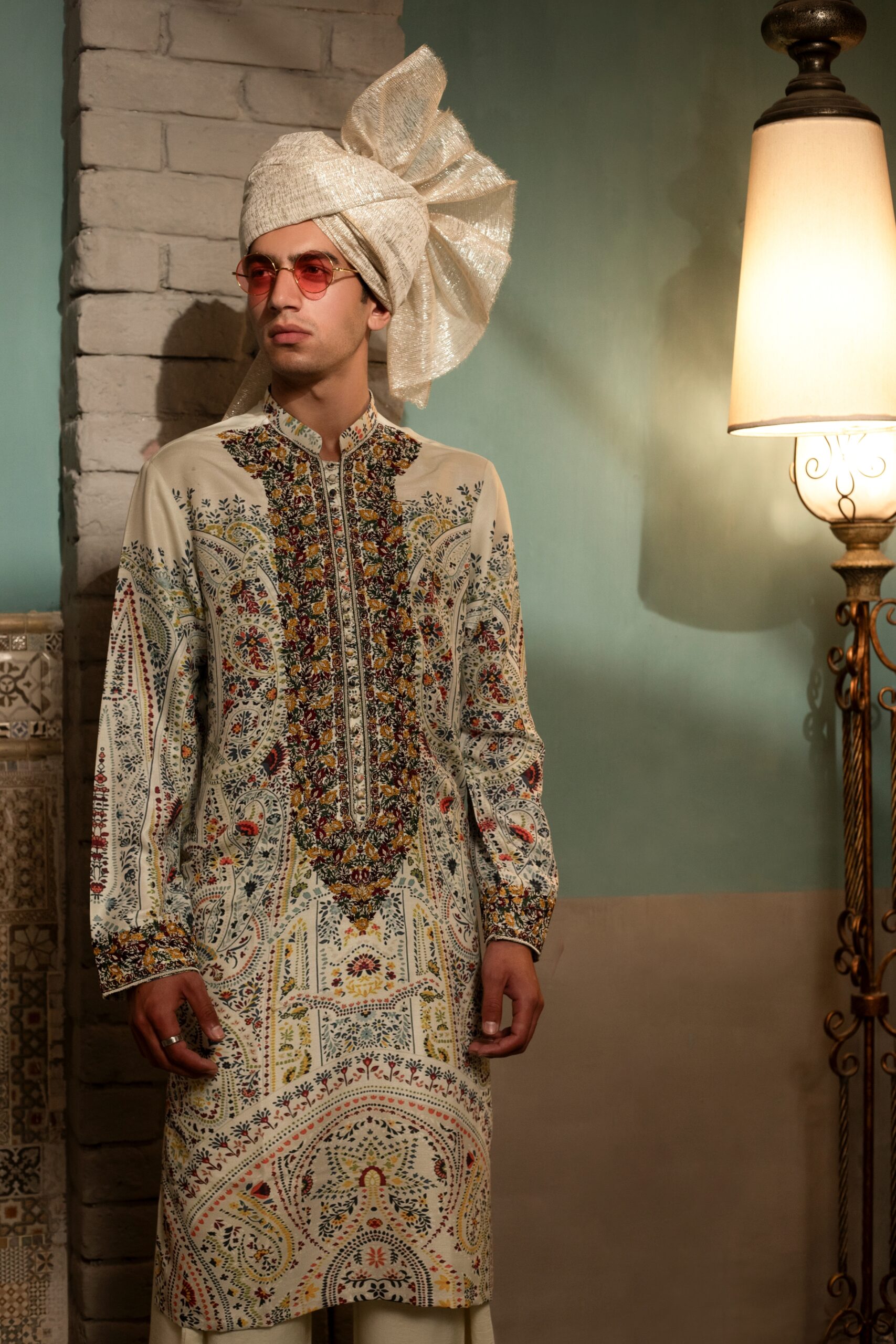 Ivory Digital Print Thread Embroidered Silk Kurta (2-Piece) - Image 5