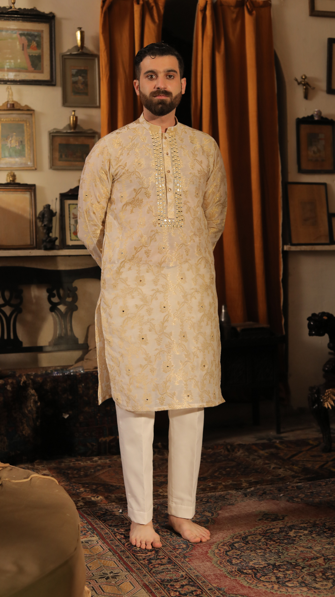 Ivory Mirror Work Silk-Blend Kurta Pajama (2-Piece) - Image 4