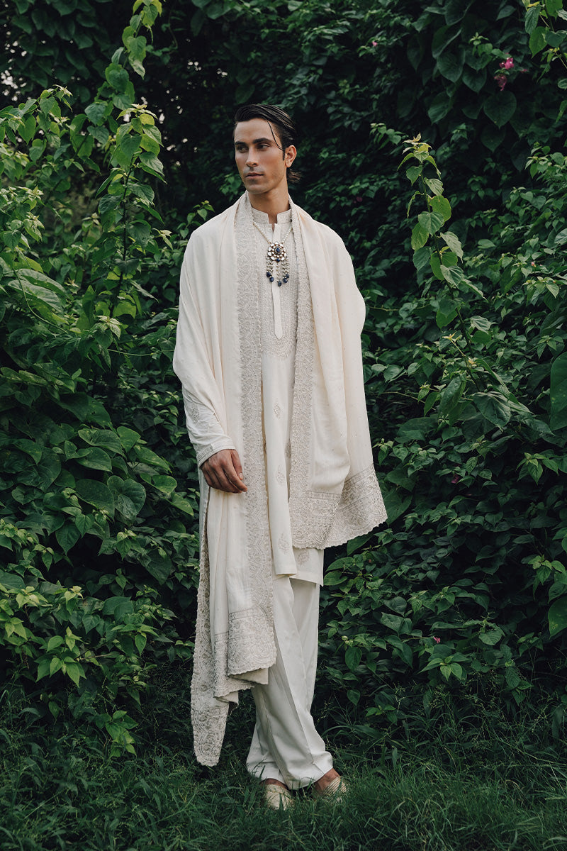 Ivory Tilla Embroidered Tropical Silk Kurta Set (3-Piece) - Image 2