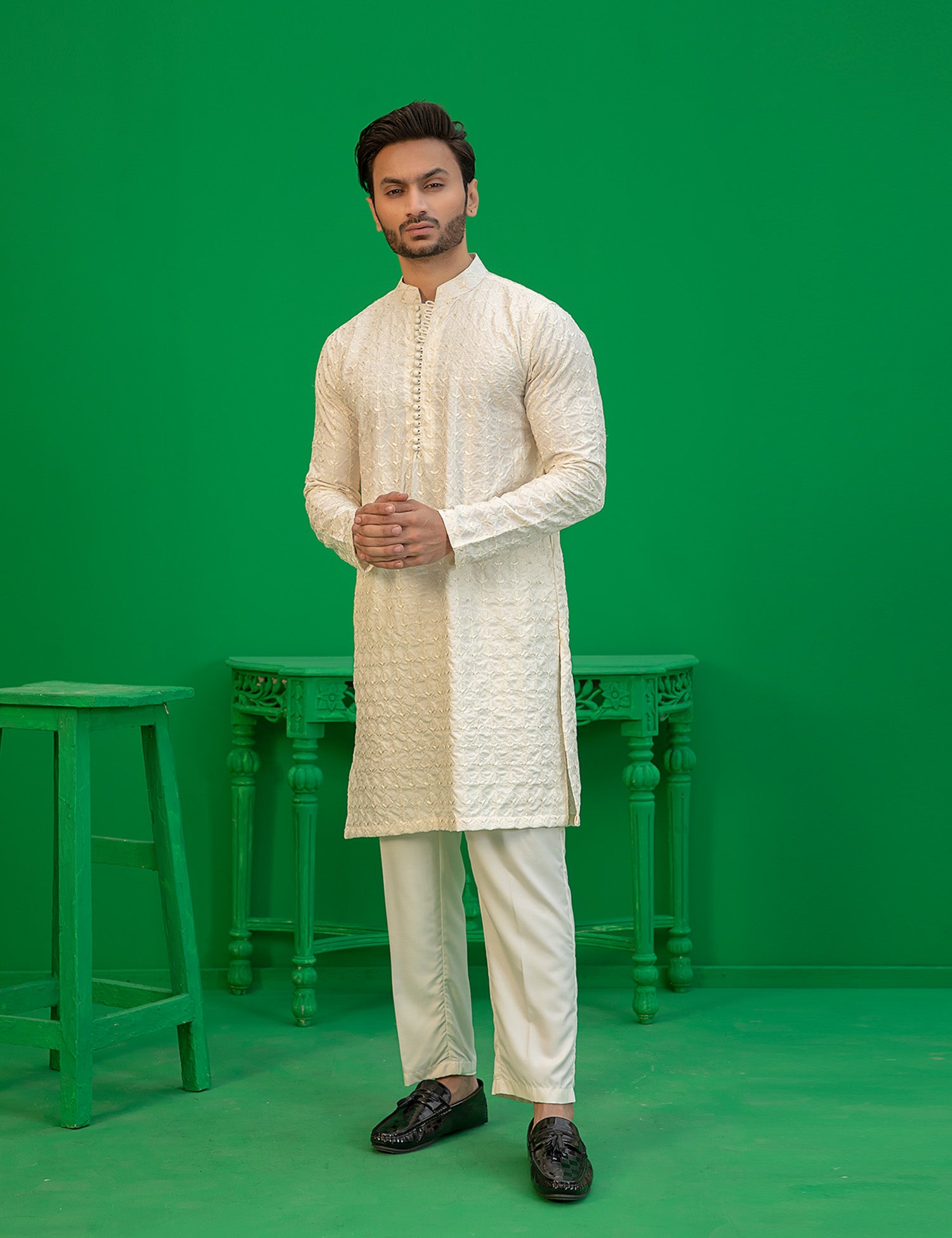 Off-White Embroidered Wash N Wear Kurta (2-Piece) - Image 4