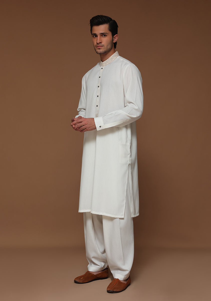 Ivory Embroidered Ayuthia Blend Kurta Shalwar (2-Piece) - Image 4
