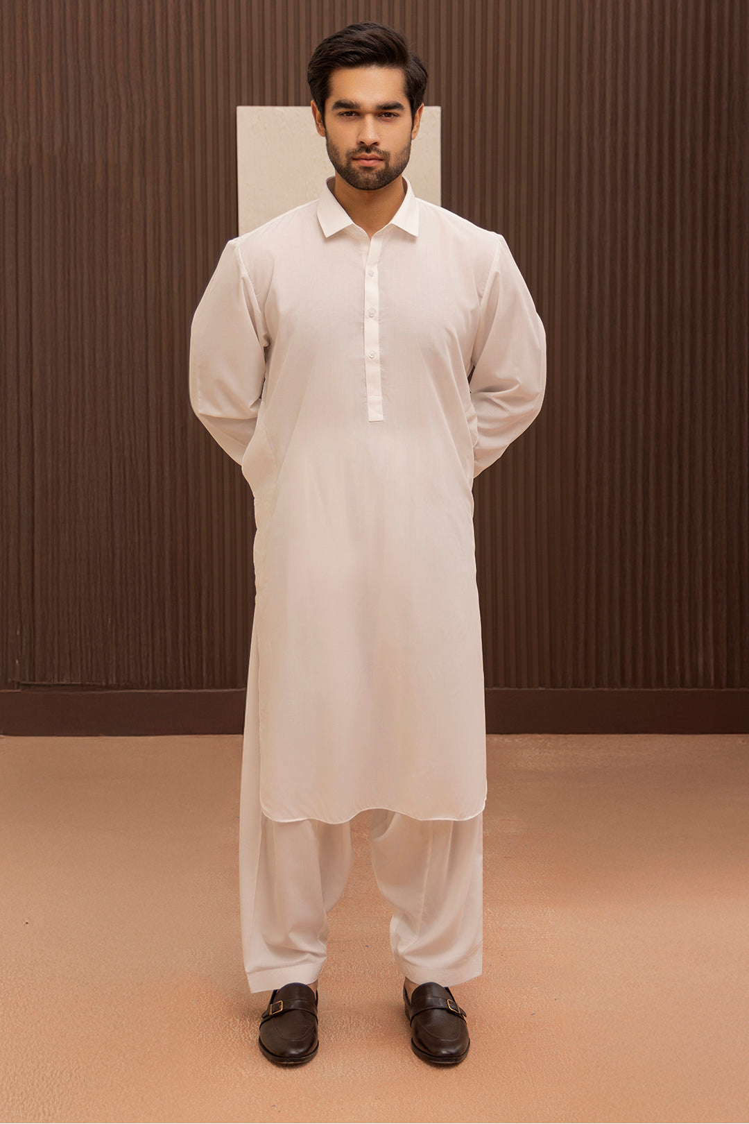 Off-White Blended Fabric Shalwar Kameez (2-Piece) - Image 5