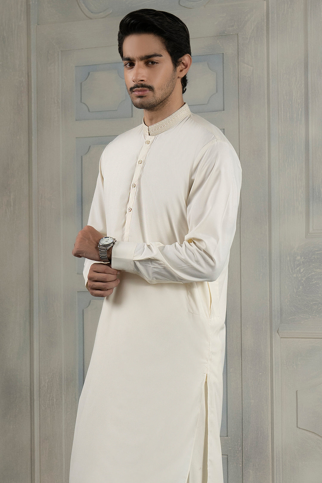 Off-White Bosky Shalwar Kameez (2-Piece) - Image 1