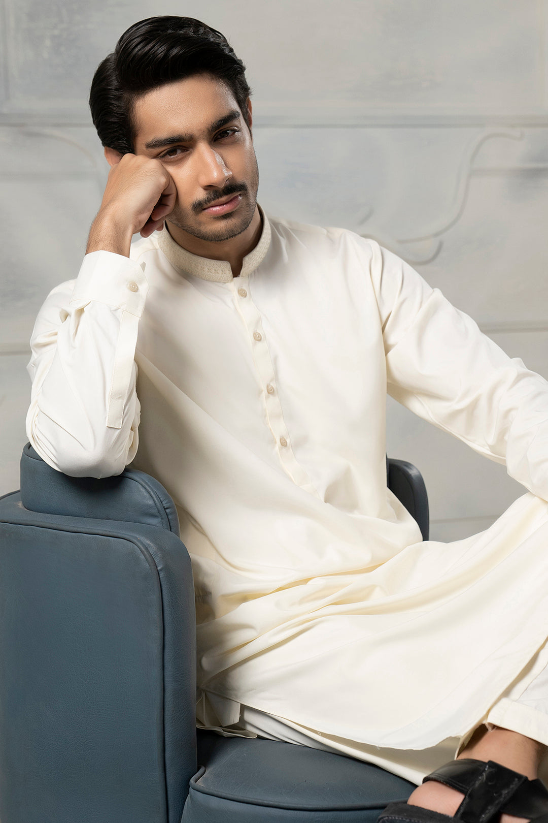 Off-White Bosky Shalwar Kameez (2-Piece) - Image 11