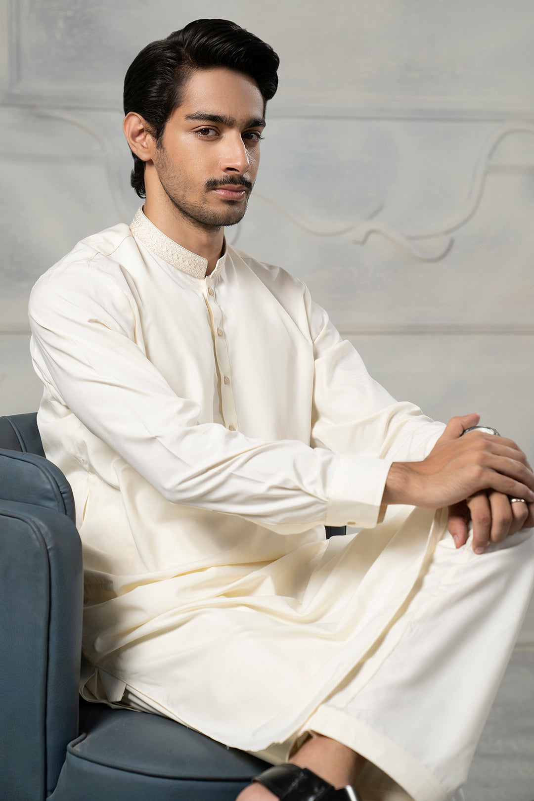 Off-White Bosky Shalwar Kameez (2-Piece) - Image 12