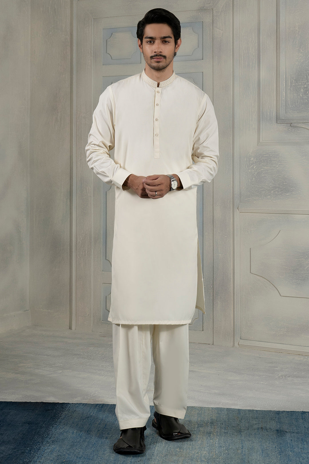 Off-White Bosky Shalwar Kameez (2-Piece) - Image 2