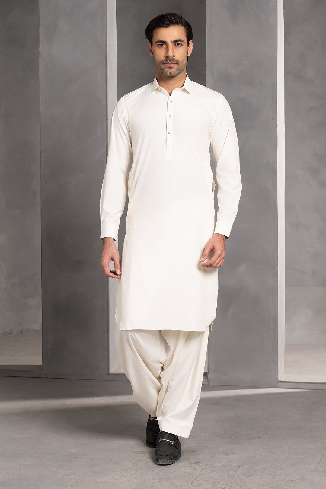 Off-White Bosky Fabric Shalwar Kameez (2-Piece) - Image 4
