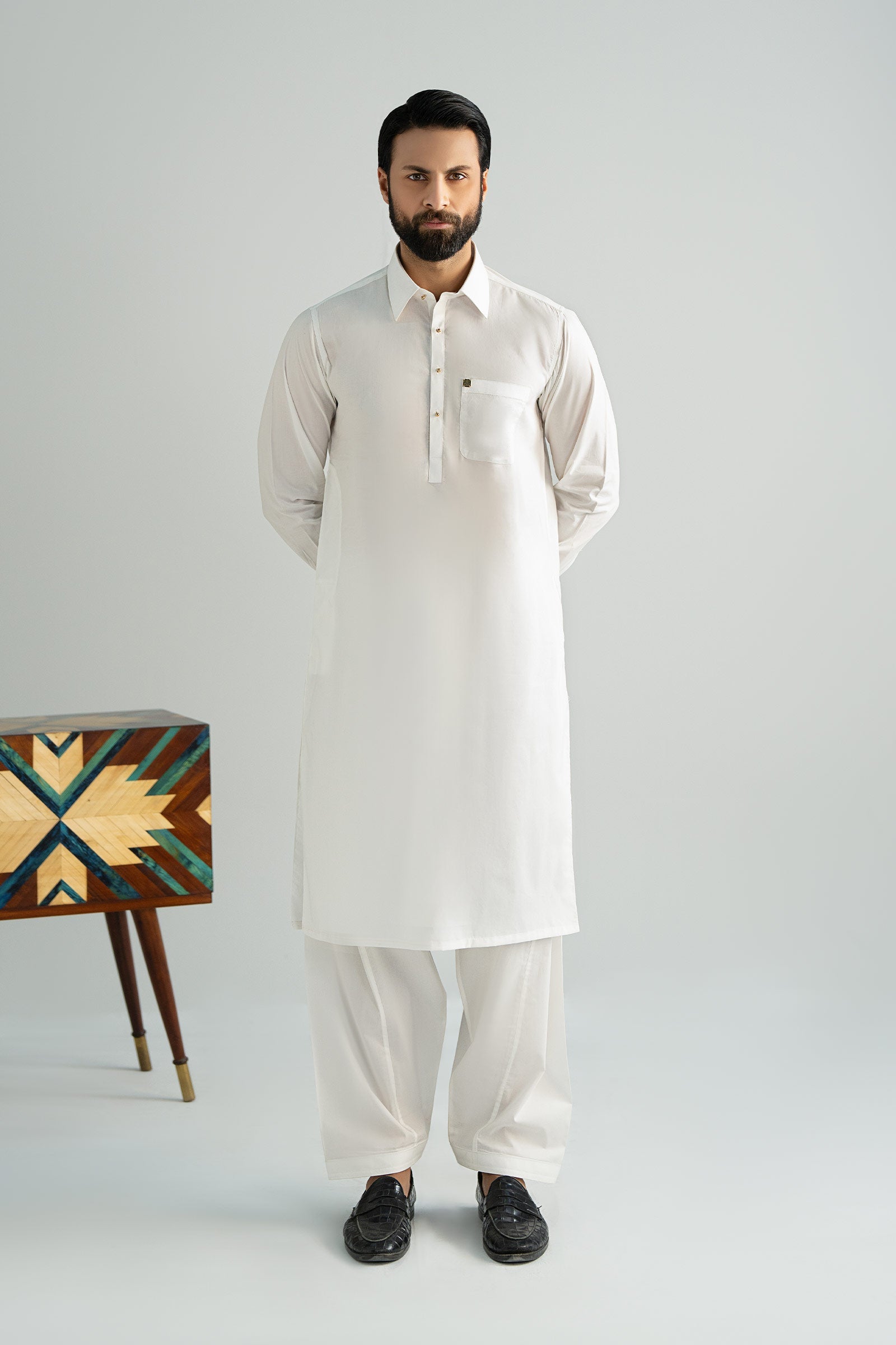 Off-White Premium Cotton Kurta Shalwar (2-Piece) - Image 1