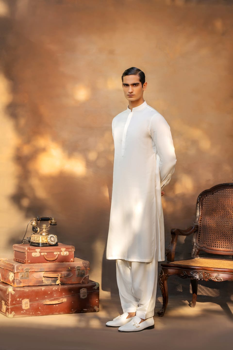 Ivory Textured Khaddar Shalwar Kameez (2-Piece) - Image 2