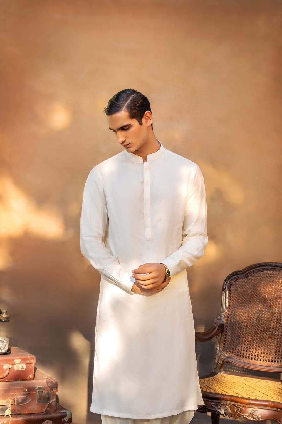 Ivory Textured Khaddar Shalwar Kameez (2-Piece) - Image 3