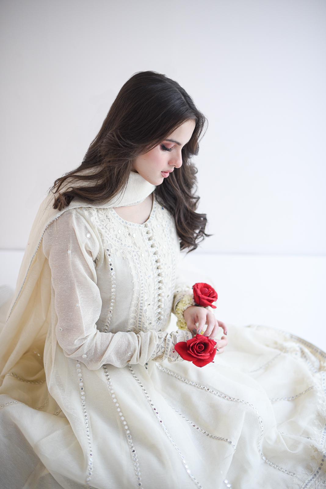 Ivory Sheesha & Ari Embroidered Cotton Net Pishwas (3-Piece) - Image 4