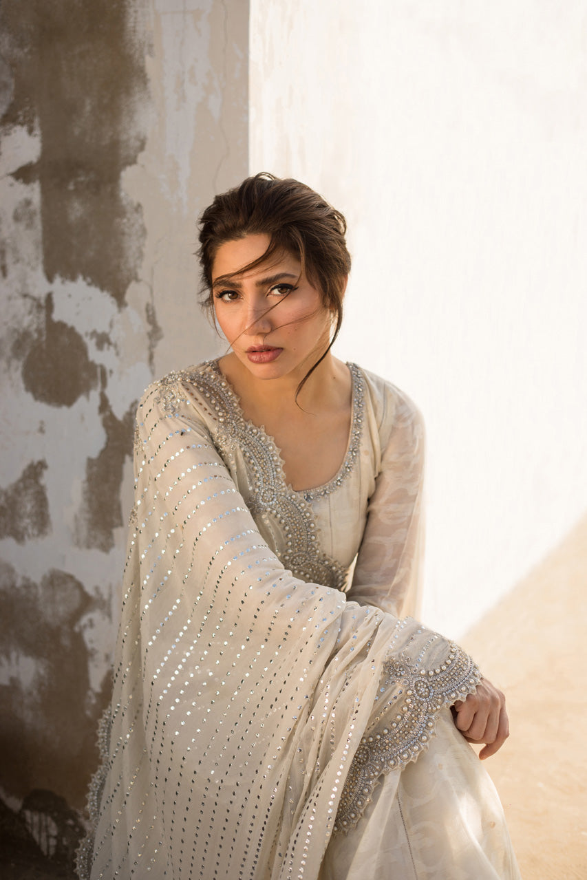 Ivory Kamdaani Cotton Net Pishwas (2-Piece) - Image 3