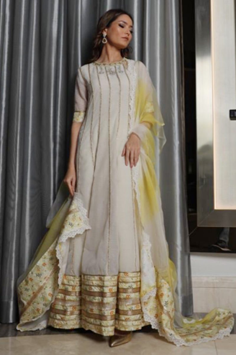 Pakistani Ivory Gota Embellished Cotton Organza Pishwas (2-Piece) - Image 2