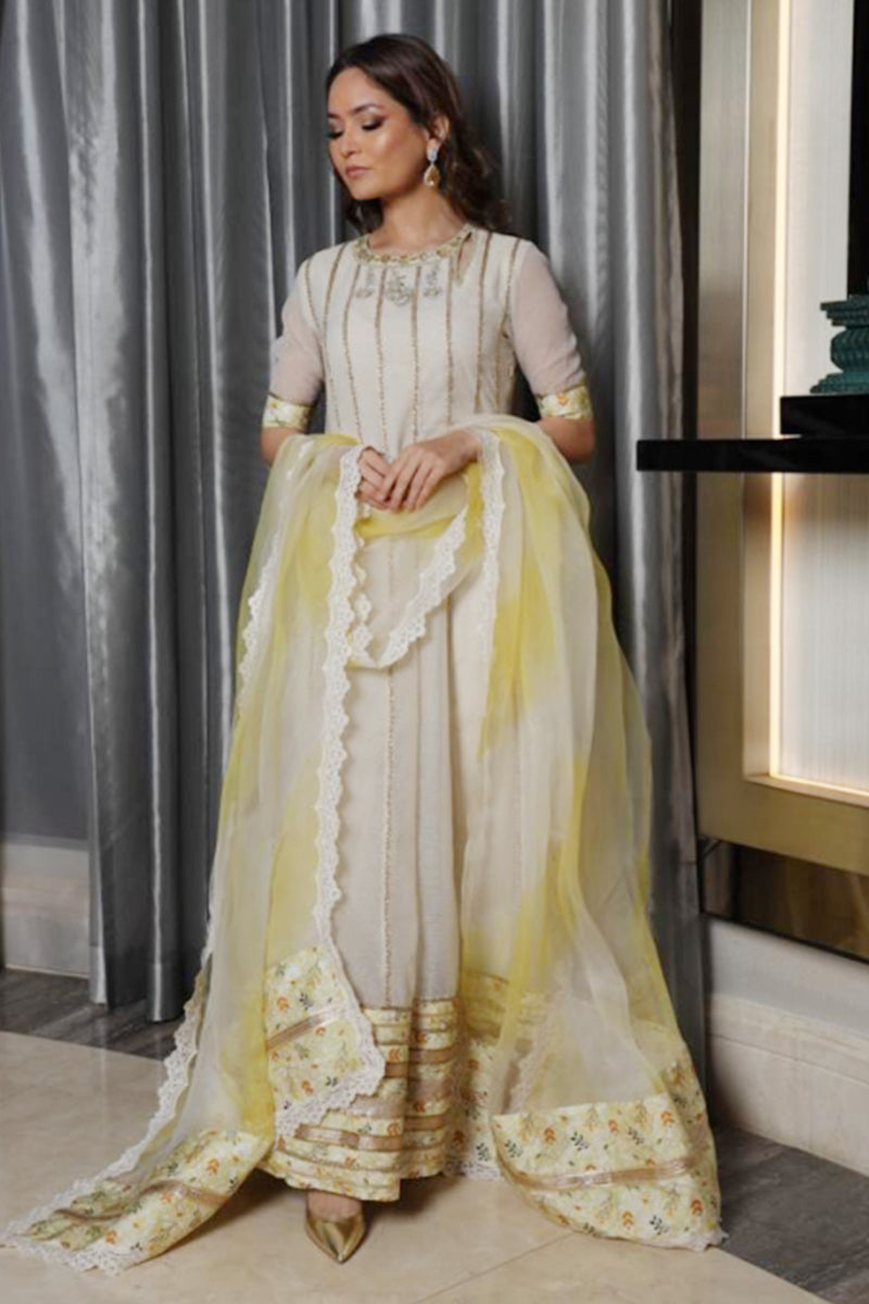 Pakistani Ivory Gota Embellished Cotton Organza Pishwas (2-Piece) - Image 6