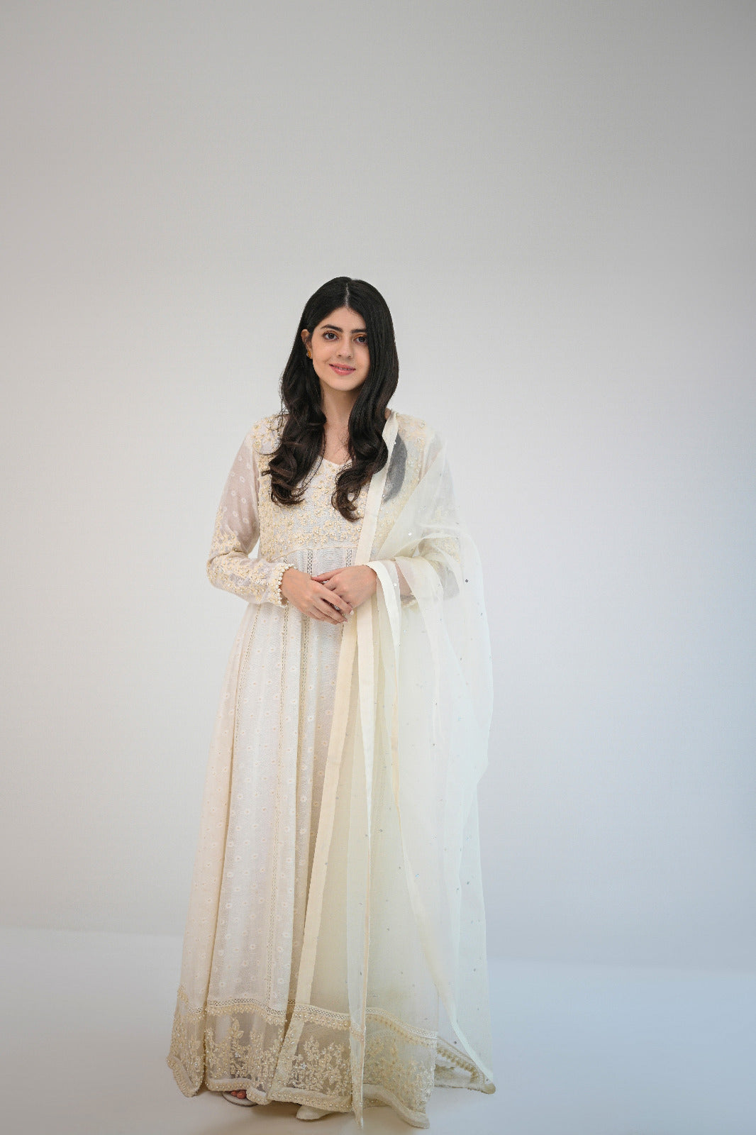 Ivory Ari & Pearl Embroidered Net Pishwas (3-Piece) - Image 1