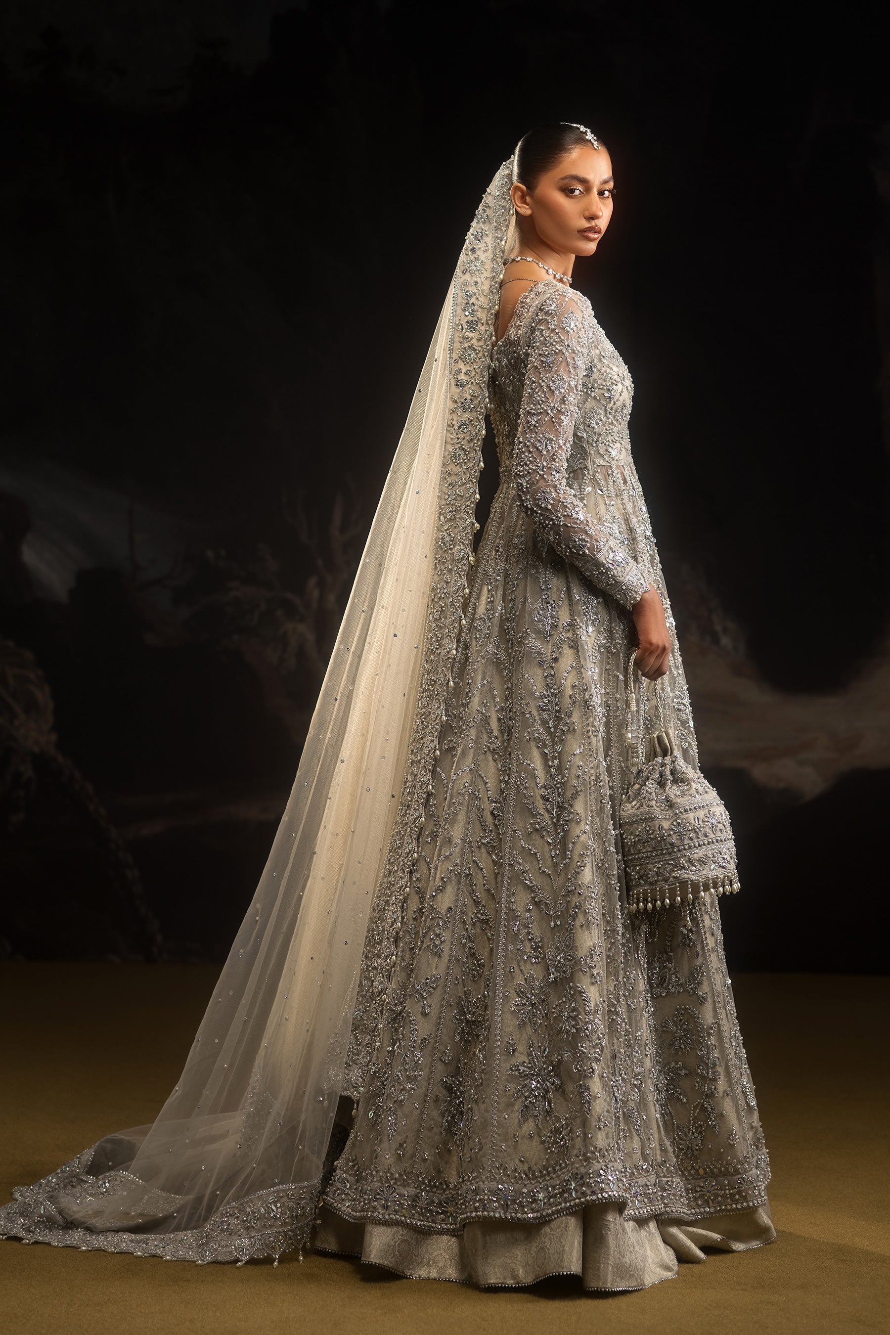 Ivory Embroidered Net & Jamawar Pishwas (5-Piece) - Image 4