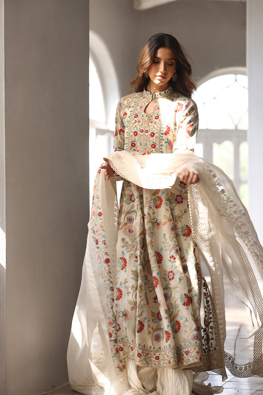 Pakistani Alabaster Aari Embroidered Khaddi Corduroy Pishwas (3-Piece) - Image 6