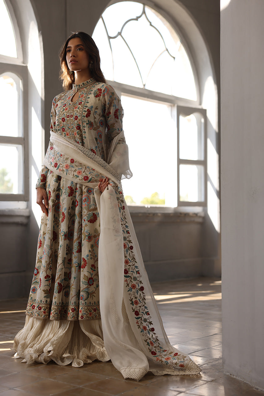 Pakistani Alabaster Aari Embroidered Khaddi Corduroy Pishwas (3-Piece) - Image 8