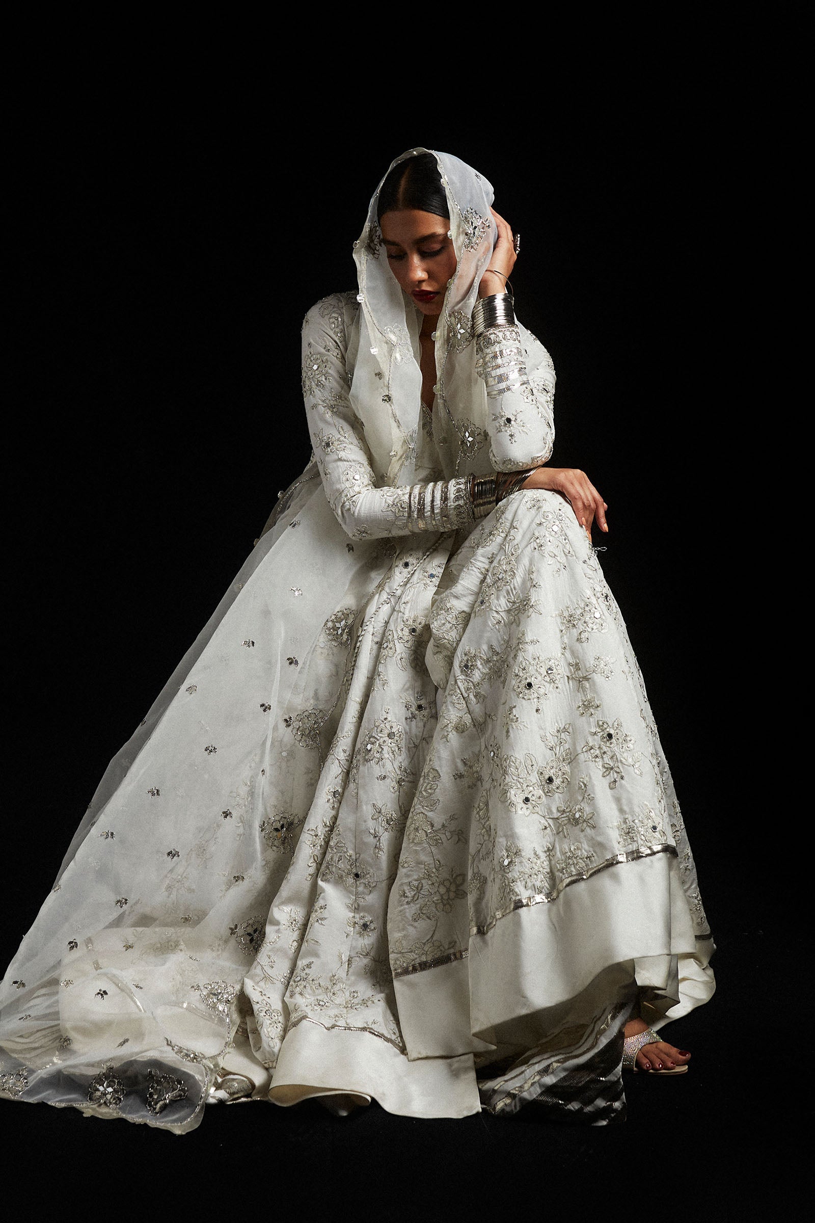 Pakistani Ivory Zardozi Korean Silk Pishwas Dress (3-Piece) - Image 4