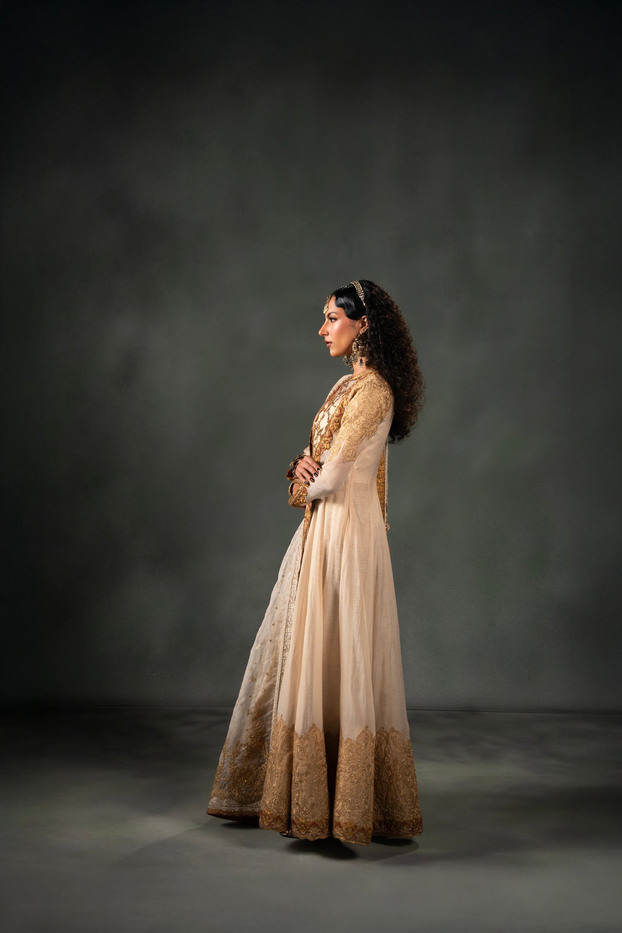 Pakistani Ivory Gold Embroidered Masori Pishwas (3-Piece) - Image 3