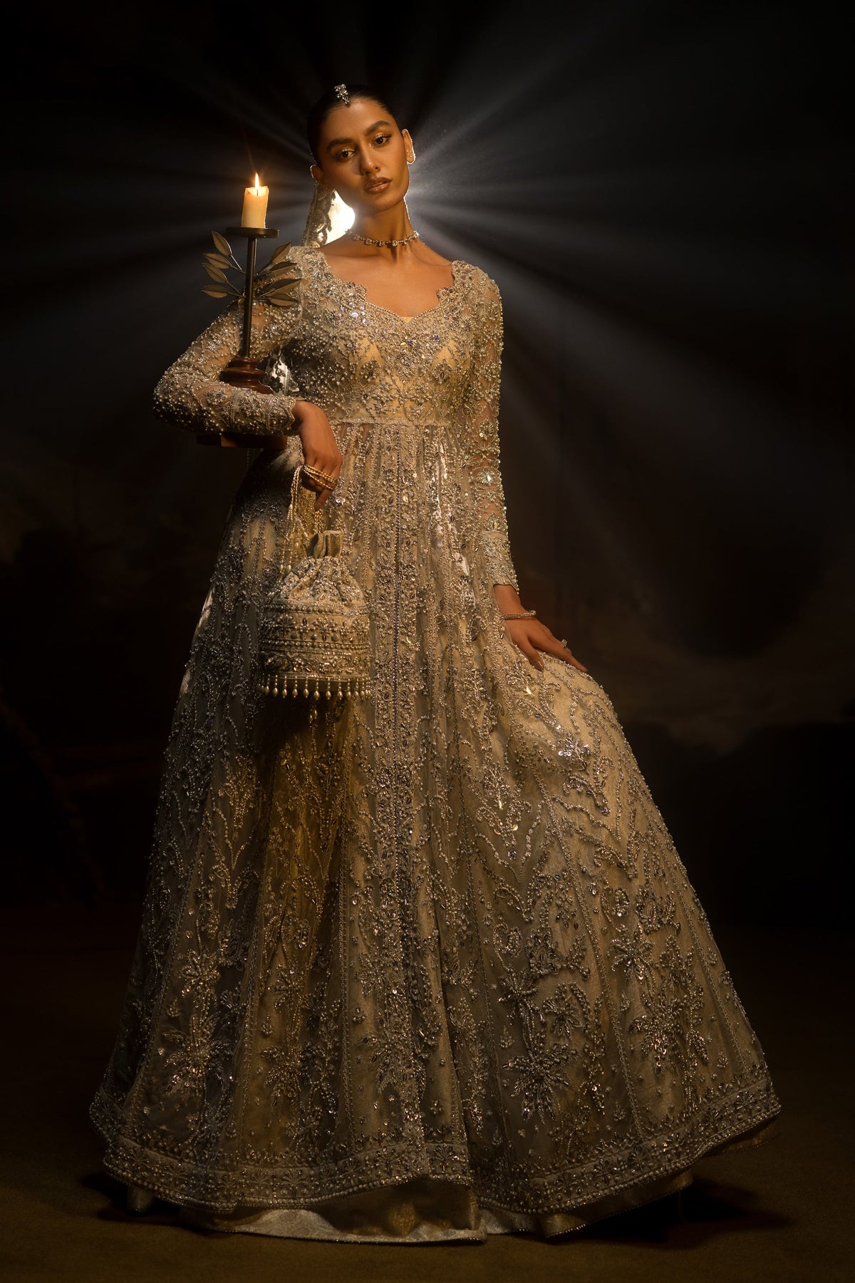 Pakistani Ivory Embroidered Net & Jamawar Bridal Pishwas (5-Piece) - Image 3