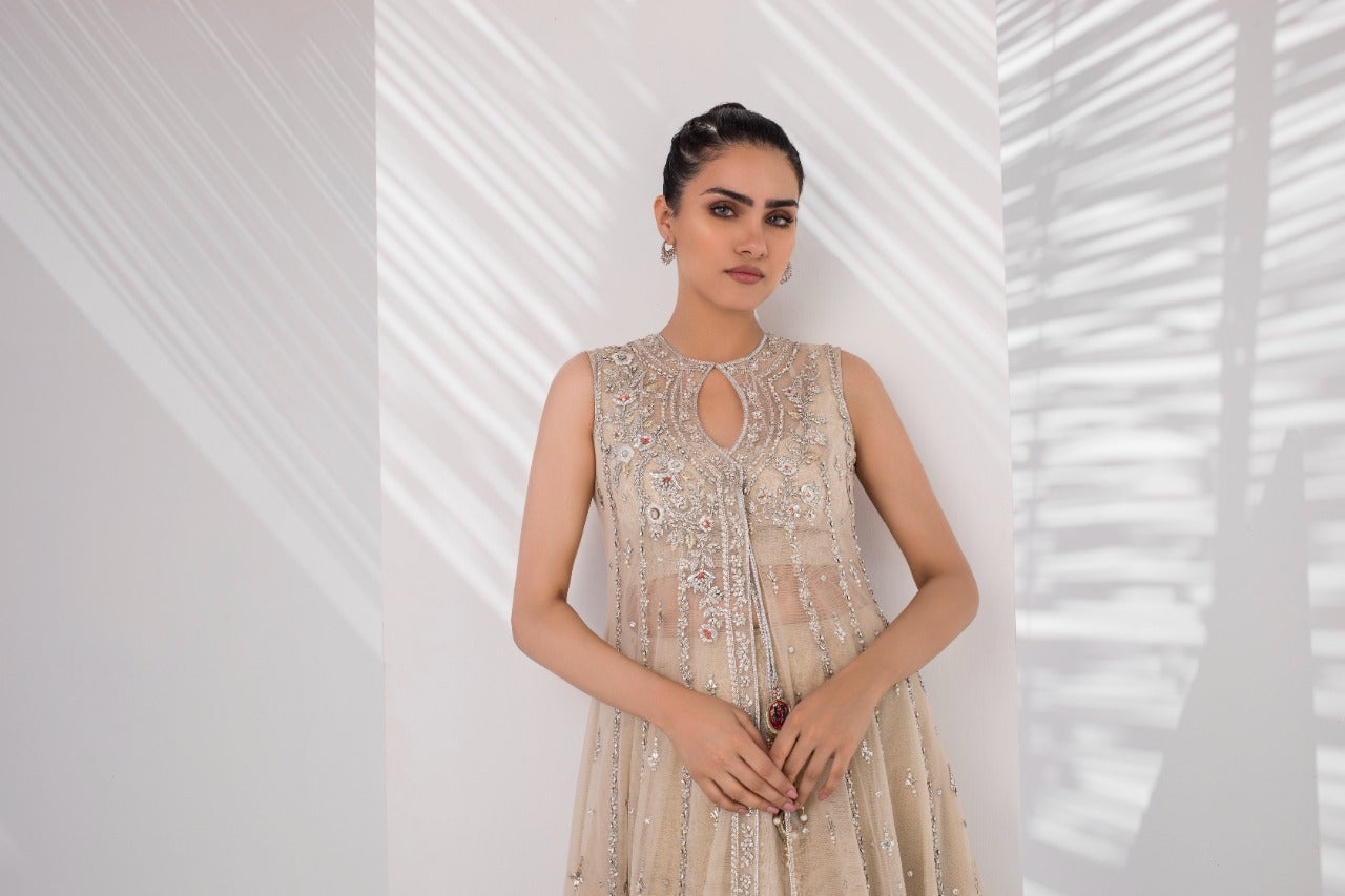 Pakistani Eggshell Zardozi Net Pishwas Dress (2-Piece) - Image 4