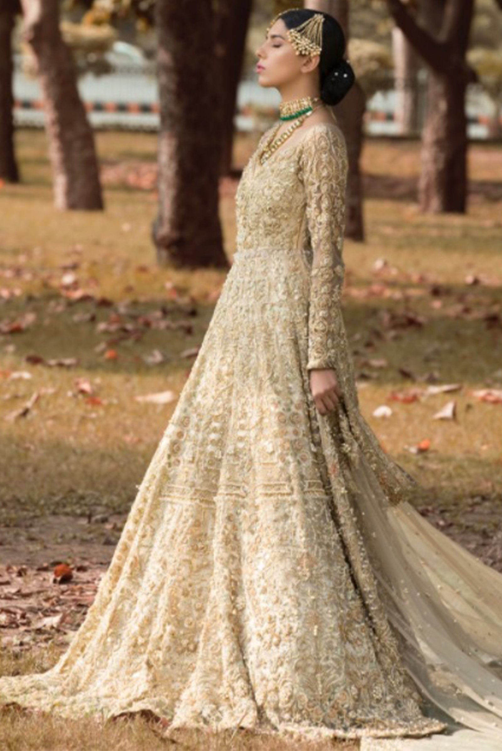 Pakistani Pearl White Zardozi Net Pishwas Dress (2-Piece) - Image 1