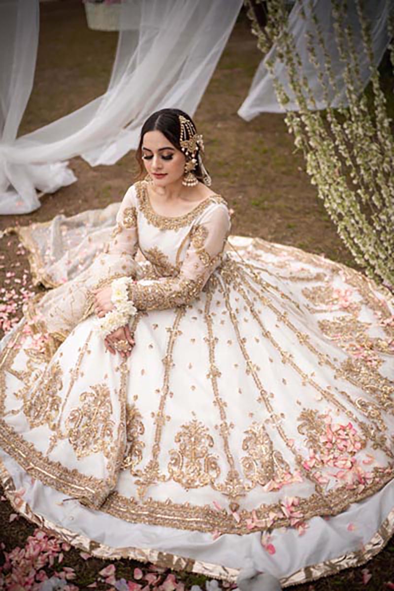 Ivory Embellished Pure Organza Pishwas (3-Piece) - Image 2