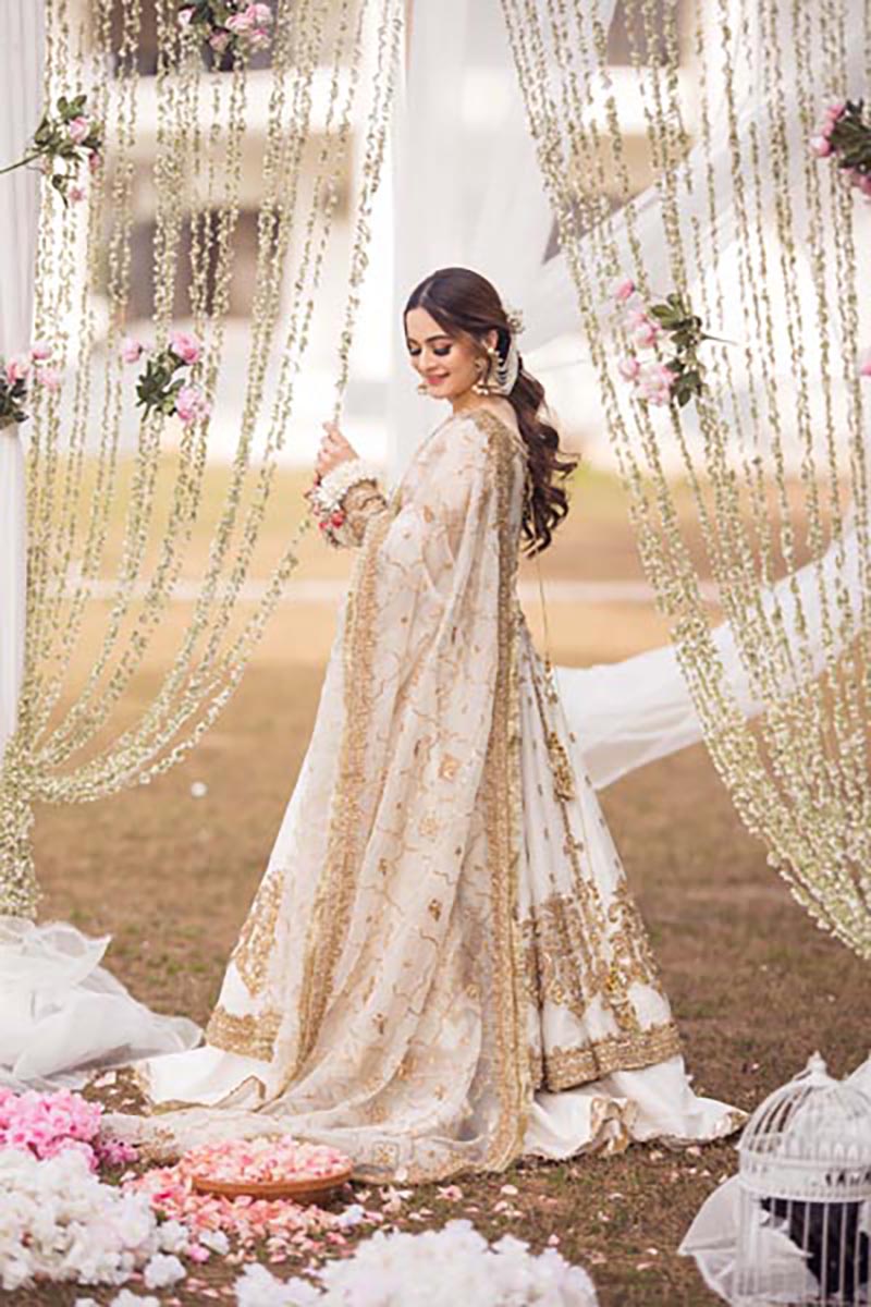 Ivory Embellished Pure Organza Pishwas (3-Piece) - Image 9