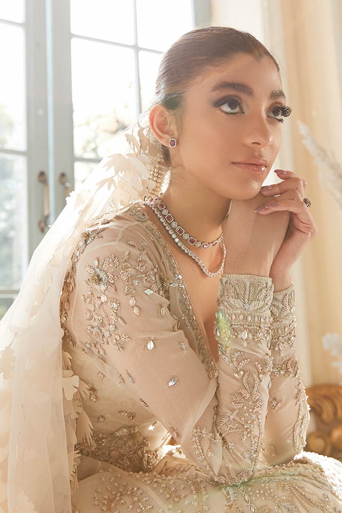 Pakistani Ivory Embroidered Organza Bridal Pishwas (3-Piece) - Image 3