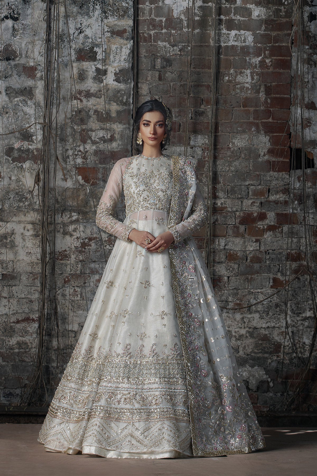 Pakistani Ivory Embroidered Organza Silk Pishwas Gown (3-Piece) - Image 4