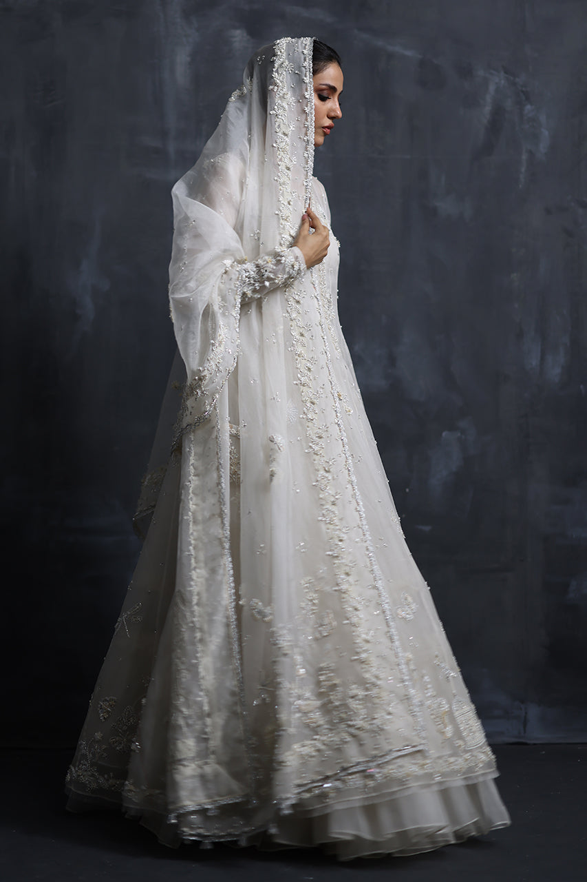 Off-White Zardozi Organza Pishwas Dress (3-Piece) - Image 5