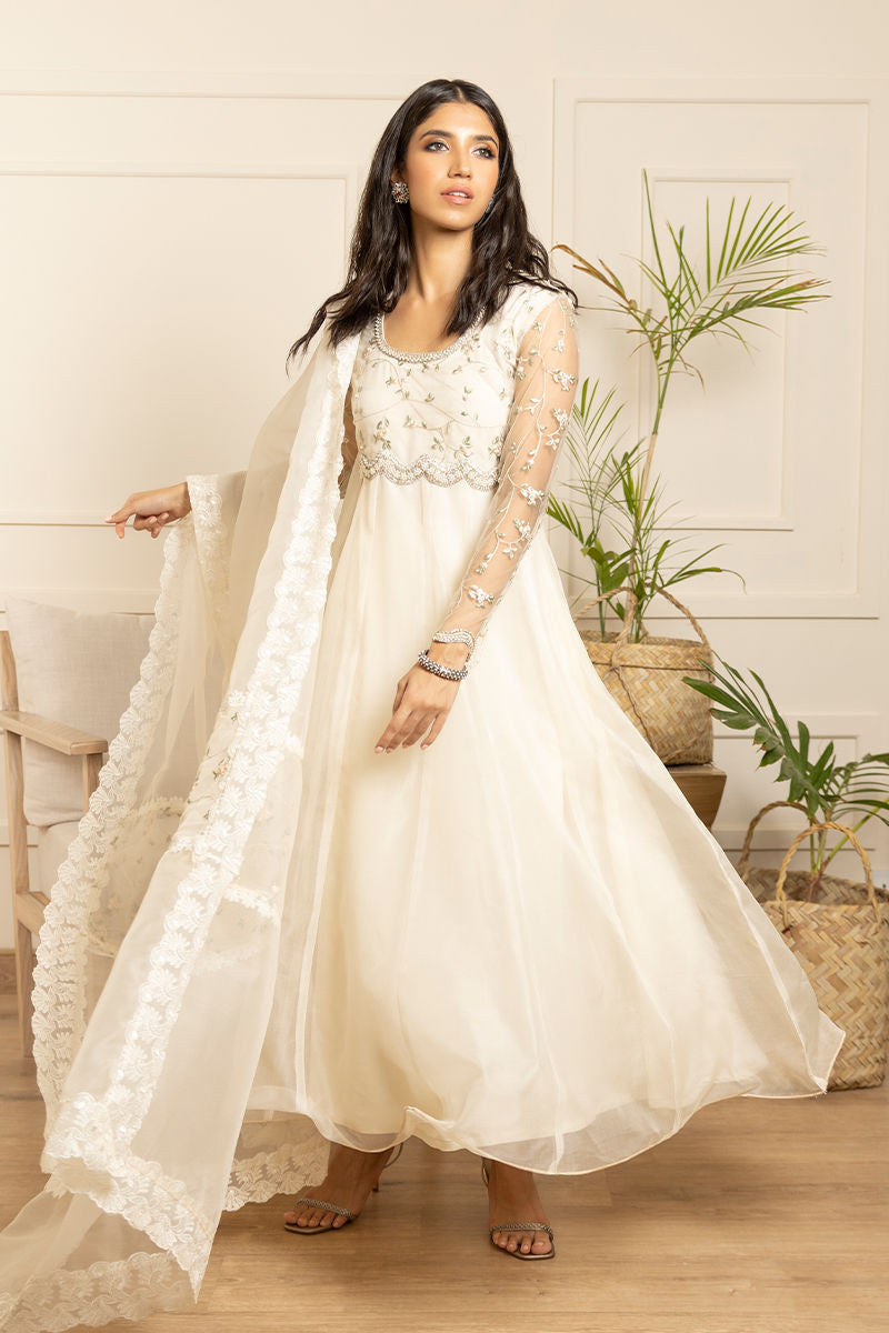 Pakistani Ivory Zardozi Organza Pishwas Dress (3-Piece) - Image 3