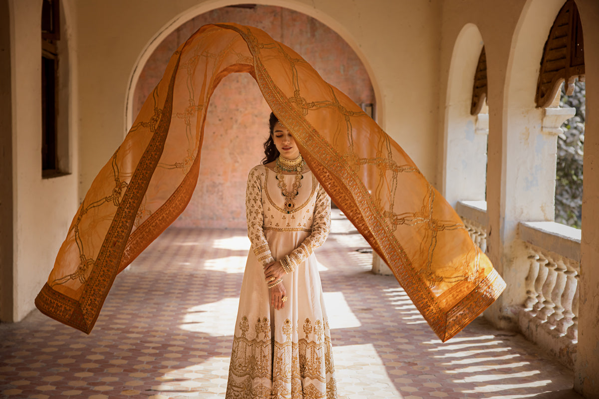 Pakistani Off-White Gold Embroidered Raw Silk Pishwas (3-Piece) - Image 7