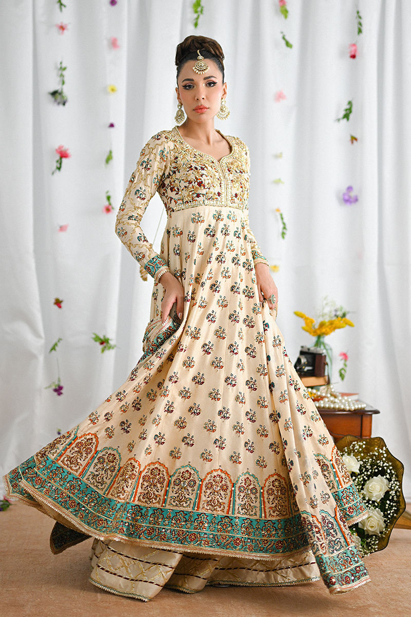 Pakistani Cream Embellished Raw Silk Kalidar Pishwas (3-Piece) - Image 4