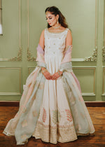 Pakistani Ivory Hand Block Printed Rawsilk Pishwas (3-Piece) - Image 3