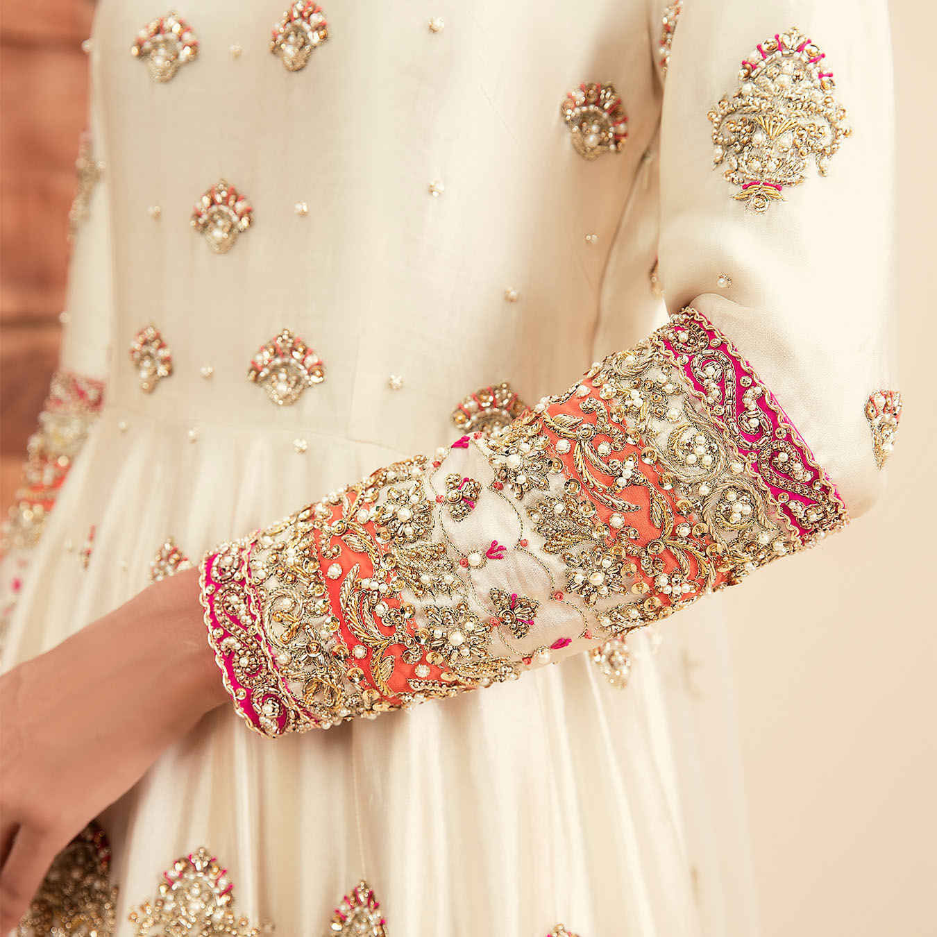 Pakistani Ivory Zardozi Resham Tissue Silk Pishwas (2-Piece) - Image 3