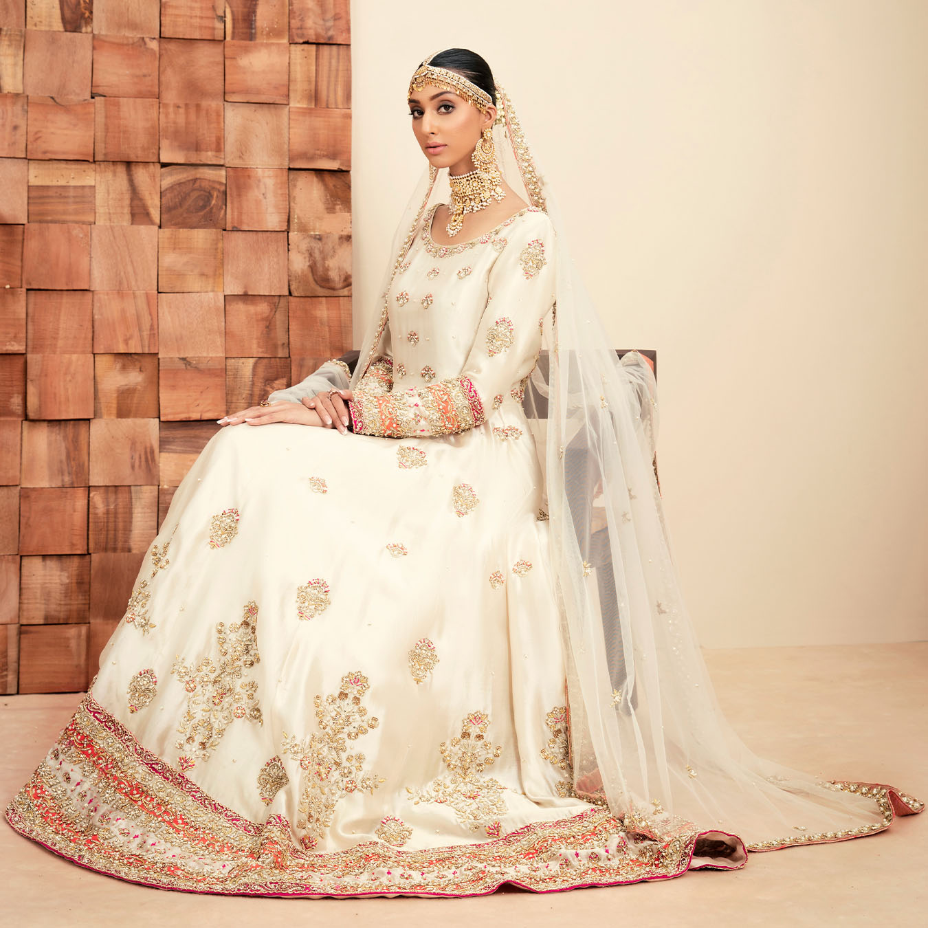 Pakistani Ivory Zardozi Resham Tissue Silk Pishwas (2-Piece) - Image 6