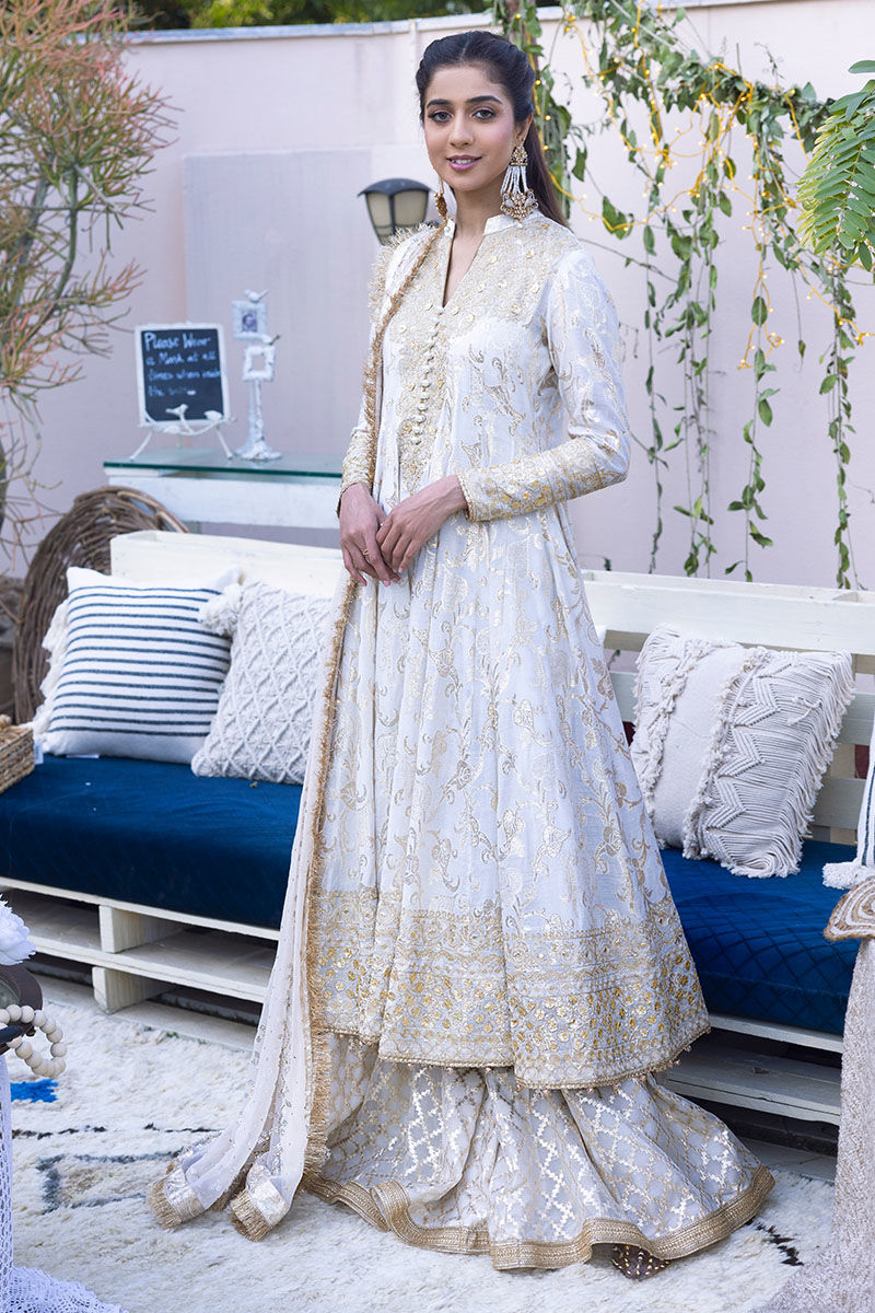 Pakistani Off-White Ari Embroidered Zari Cotton Net Pishwas (3-Piece) - Image 1